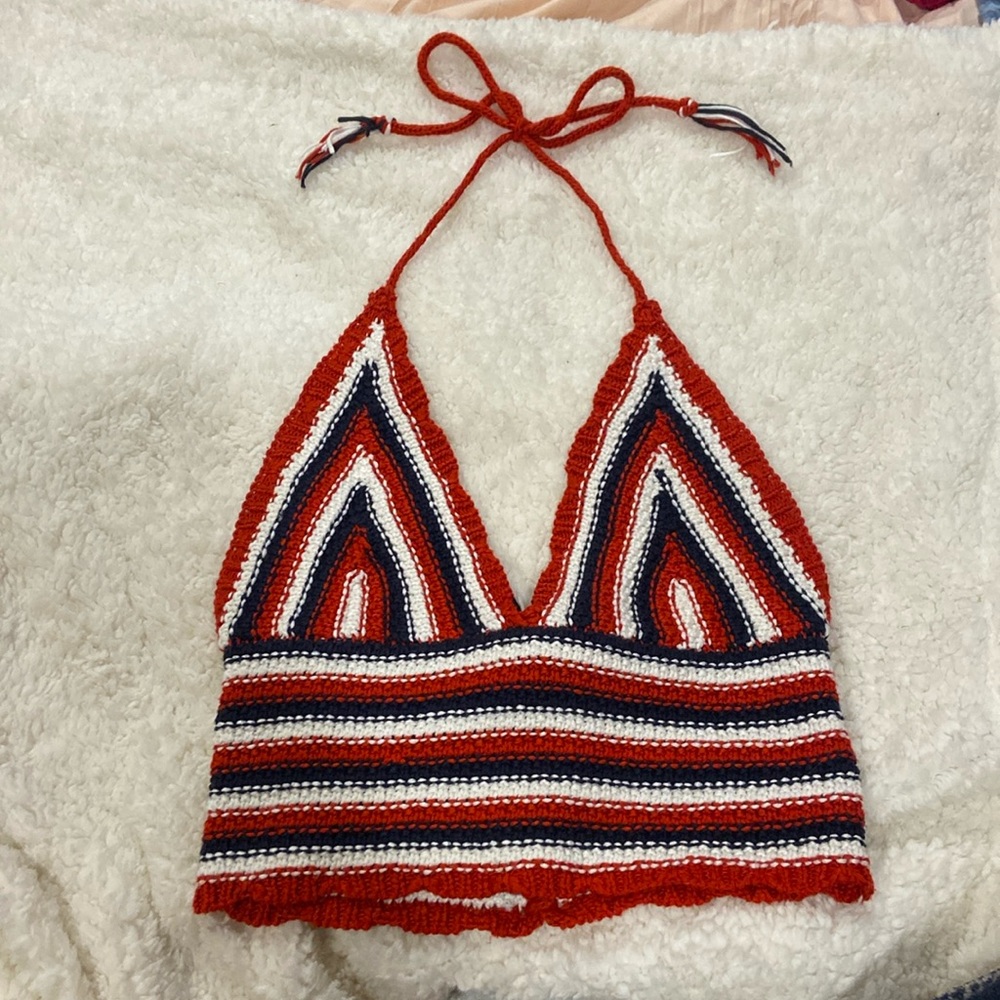 Ties in around the neck and back, very comfy, red, white, and blue halter top